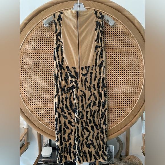 alice + olivia black sequined tiger print stretch dress - Picture 10 of 11